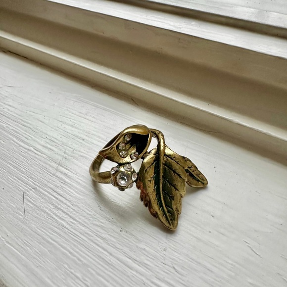 Bejeweled Brass Tone Leaf Ring - Picture 3 of 8